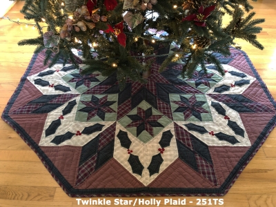 Twinkle Star / Holly Plaid Tree Skirt